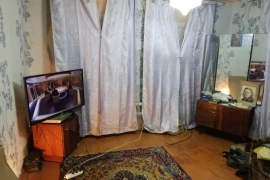 Продаётся пол дома в центре!!!