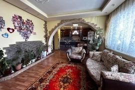 Продаётся большая 3к.квартира!