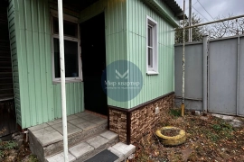 продается 1 комнатная квартира в центре города