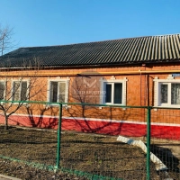 дом с гаражом